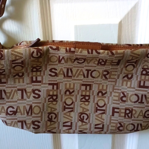 Salvatore Ferragamo Vintage Signature Print Canvas Mini Shoulder Bag - Picture 5 of 7